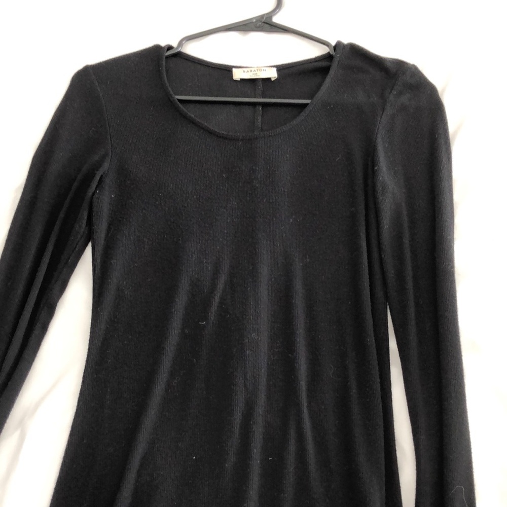 Aritzia black ribbed tee